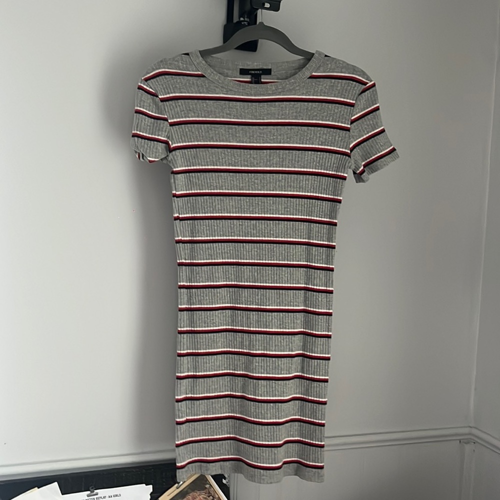 Forever 21 Striped T-Shirt Dress Size S